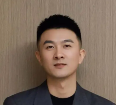 Mei-Qi Wang